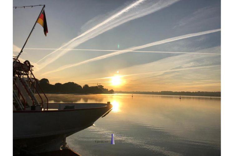 Hausboot Fjord Aries Mit Dachterrasse In Schleswig Hotel Exterior foto